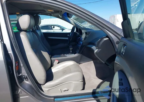 2009 Infiniti G37 Journey из США, поврежденный, VIN JNKCV61E99M306341